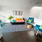 Modern Loft In South Main!